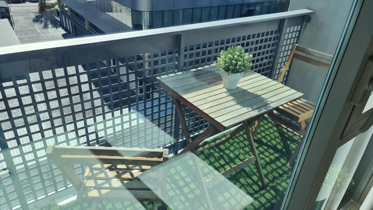 Apartmán Oshun Sanchinarro Madrid Exteriér fotografie